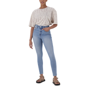 ZOE CONTOUR CURVY MID WASH SKINNY